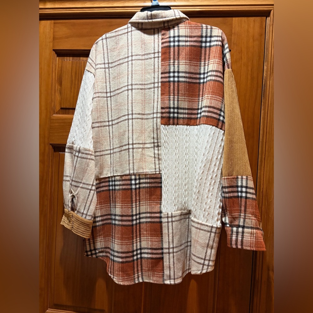 NWT Polygram Henly Plaid Patchwork Button-Up over… - image 4